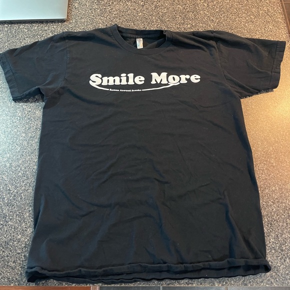 “Smile More” Roman Atwood shirt - Picture 1 of 3